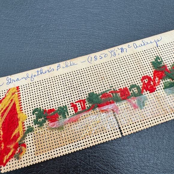 Vintage 1962 Family Bible from Southwestern Company Black 3196 & Bookmarks - Picture 12 of 15